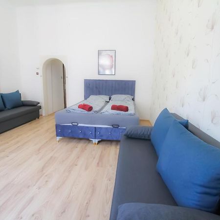Ss Family 3 Bedroom Apartment In Praterstern Area Dw8 Vienna Esterno foto